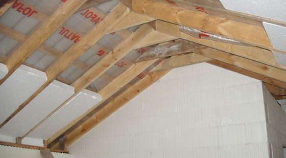 Теплоизоляция крыши от жары – можно ли утеплять крышу дома пенопластом 1